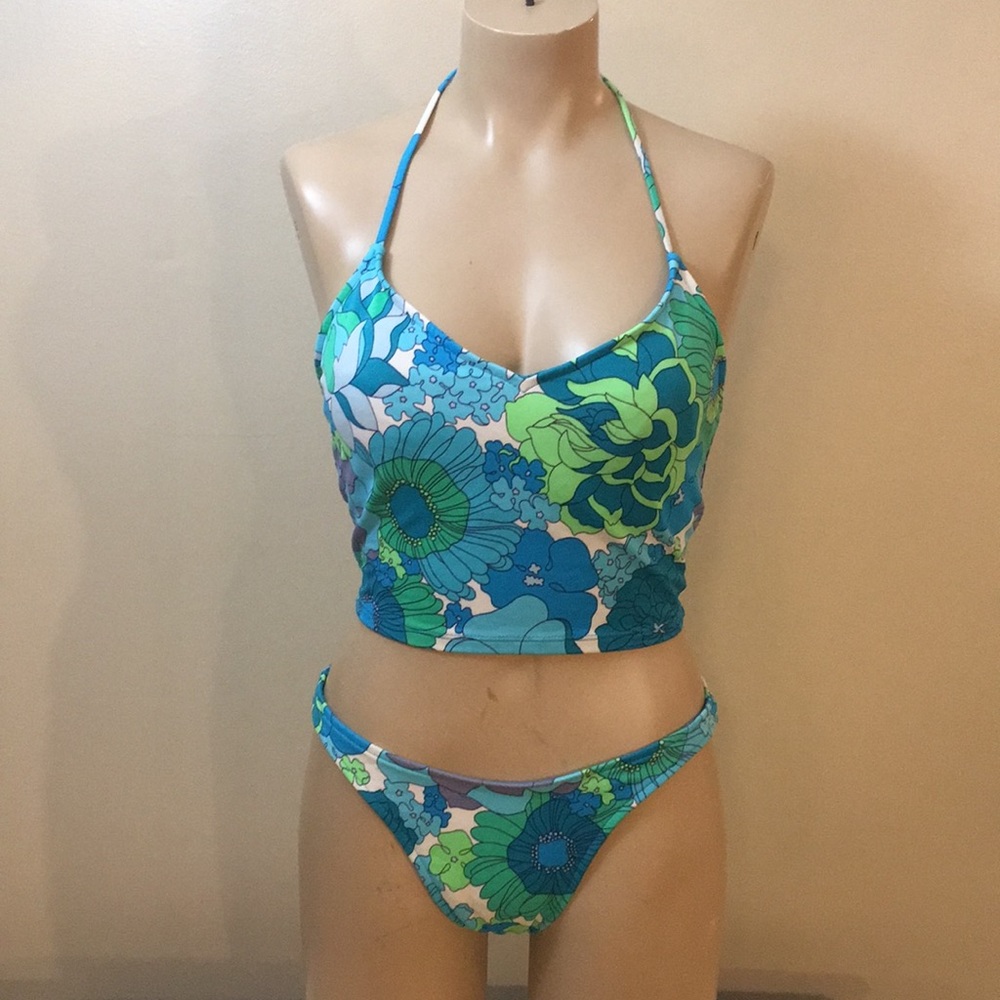 Raisins Retro Vintage Style MOD Floral Bikini Swim
